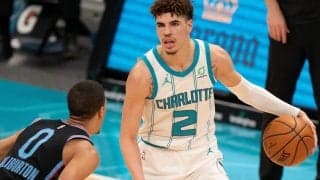 今季の新人王筆頭候補ラメロ・ボールが昨季覇者レイカーズのレブロンと初対決へ