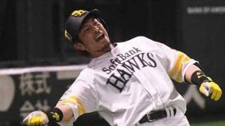 今季初アーチの鷹松田　バットを“担ぐ”構えに手応え「打席の感じがいい」