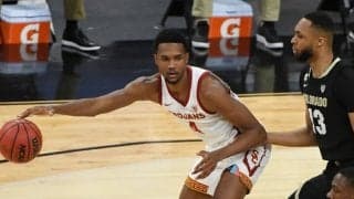 AD以来の快挙…エバン・モブリーが大学1年でMVP、新人賞、守備選手賞の三冠を達成