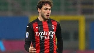 カラブリアがヒザを手術、全治1カ月に…