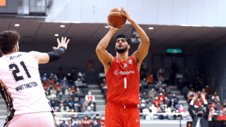 地区2位同士の対決は千葉が先勝、4選手が2ケタ得点