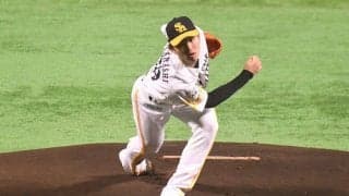 抜群の反射神経で見事な美技！　球場喝采「ホークスはボールボーイのレベルも高い」