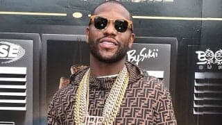 メイウェザー、“金の雨”降るバッグ打ちに米笑撃「SPが笑わないように我慢してる」