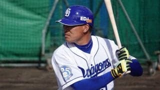 中日福留、OP戦最終戦で初ヒットが1号2ラン！　14年ぶり復帰のベテランに竜党歓喜