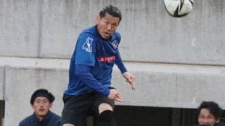 「通天閣シュートだ！」水戸DF温井の予測不能な魔球ゴールにファンも驚愕