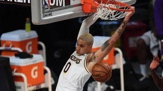 試合終盤に競り勝ったレイカーズ…試合後選手と指揮官は新加入ドラモンドについて言及