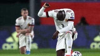 ボールパーソンが勢い余って転倒…選手たちの心温まる行動に称賛「拍手を送りたい」