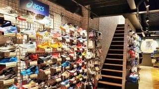 兵庫・ラケットプラザ三宮店が、移転して新装グランドオープン