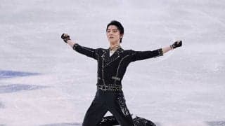 羽生結弦に耳が増えた？　世界選手権の“舞台裏ショット”に海外大反響「ウソでしょ」