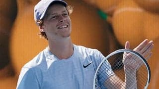  19歳シナー 初のMS決勝へ 
