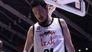 前半からリードを奪った富山が8連勝…橋本は5本の3ポイントを含む22得点の活躍