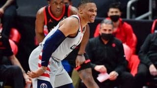 【NBA】敵の顔面に強烈パス　八村同僚スターの“珍プレー”に米笑撃「不運だね」「面白い」