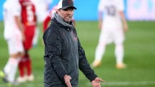 アウェイで敗戦のリバプール、主審の判定に疑問もクロップ監督「我々は勝利に値しなかった」