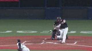 鷹リチャードが衝撃的な特大弾　2軍戦で京セラD5階席上段に突き刺す