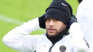 「テーピングを投げつけてきた」ネイマールとひと悶着起こしたDFが明かす「もっと敬意を払う必要がある」