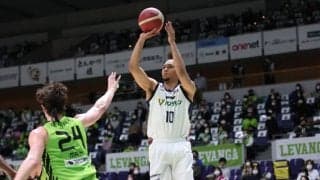 横浜が北海道に競り勝ち連敗脱出…チェンバースが勝負所の3ポイントで勝利へ導く