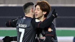 大迫勇也が「魔法を繰り出す」　完璧胸トラ→決勝Gをドイツ絶賛「値千金。まさに眼福」