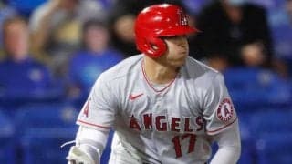 【MLB】大谷翔平、右手1本で右翼フェンス直撃の3点二塁打！　第2打席で快音、3試合連続安打