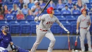 【MLB】大谷翔平、第1打席で右翼線三塁打＆4試合連続安打！　開始2時間40分遅れも集中力切れず