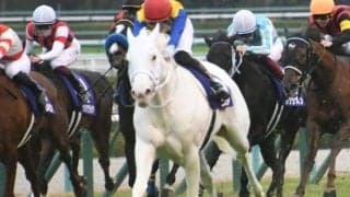 【桜花賞前日オッズ】ソダシが3.0倍で1番人気