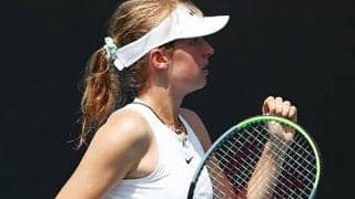  15歳がツアー初の2回戦へ 