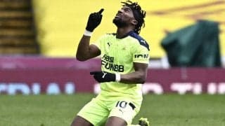 「カメラマンさえついていけない…」“快速ドリブラー”のフェイントに中継もボールを見失う…