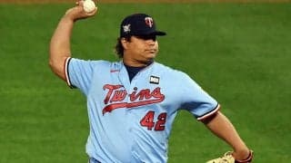 【MLB】「スローモーション映像かと…」　“無気力投法”の74キロ激遅ボールが「魅惑的だ」