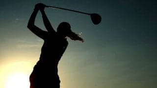 女子ゴルフ「一体誰の幼少期??」　ピョコっと飛び出た耳に予想続々「特徴があるね」