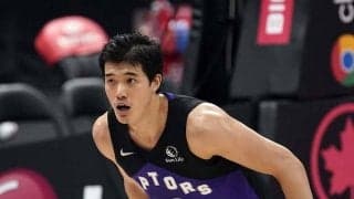 【NBA】渡邊雄太へ「ここにサインして」　ペン握る“本契約の瞬間”に米感動「泣きました」