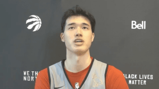 ラプターズと本契約の渡邊雄太がメディア対応…「素直にうれしく思います」