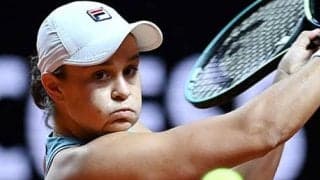 バーティ 快勝で初戦突破