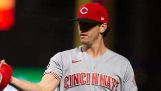 【MLB】審判が投げたボールを4球連続で“拒絶”　中断呼んだ行為に「わがまま言うな」