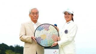 21歳稲見萌寧、逆転Vで今年8戦4勝　大会新で貫録の強さ「応援が最後の後押しくれた」