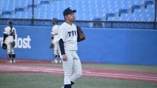 [硬式野球]投手陣つかまり８失点、静かな球場に光差さず３位転落　国学大１回戦