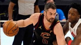 【NBA】スローイン“拒否”して相手が得点　スター選手の怠慢ぶりを米報道「何やってんの？」