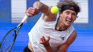 初戦突破も右肘のけがを告白