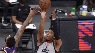 【NBA】八村塁、デイビスの上から叩き込むワンハンドダンクに米熱狂「ADがぶっ倒された」