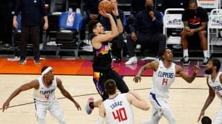 11年ぶりのプレーオフ返り咲きを決めたサンズ、ブッカーは「やっと実現できたよ」