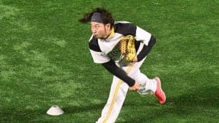 なぜ利き手とは違う左肘が炎症？　鷹・森唯斗の「化膿性滑液包炎」を専門家が解説