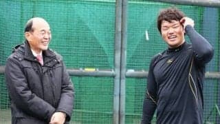 ソフトボール界の怪物はプロ野球入りを勧める恩師に「就活の邪魔をしないで」と憤った