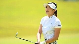 原英莉花、プロ初のホールインワン達成！　直接カップインで“口あんぐり”の驚き顔