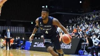 横浜がホームで新潟に粘り勝ち…カーターが33得点を奪取