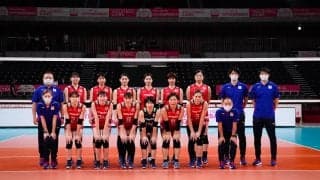 女子日本代表 奮闘及ばずストレート負け