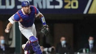 【MLB】「アメージング！」　ド軍捕手、片膝付き倒れ込みサイド送球での二盗阻止に米興奮