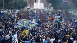 11年ぶりの優勝、インテルサポーター3万人がコロナ禍でもドゥオーモ広場に集結