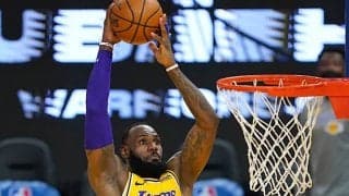 レイカーズレジェンドのマジック「KDよりレブロンに最後のショットを託す」