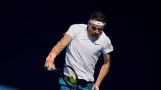 片手バックハンドで強いショットを打つ、しっかり当てるためのちょっとしたコツを紹介！(5) 【上達ワード50】[リバイバル記事]