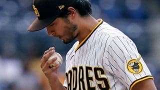 【MLB】ダルビッシュ、打者が腰引く“153kmフロントドア”に驚きの声「美しい一球」「機械だ」