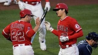 【MLB】大谷翔平、豪快弾後の愛らしい“頭なでなで”姿に米胸キュン　「最高にキュート」