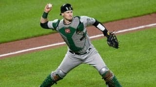 【MLB】一塁走者が絶望した「拳銃」　無駄のない“高速牽制”の「リリースがマジで速い」